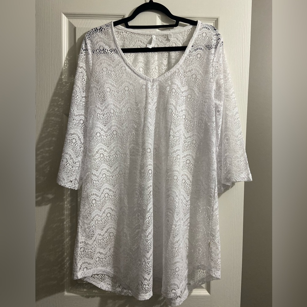 La Vie en Rose Crochet Swim Cover Up